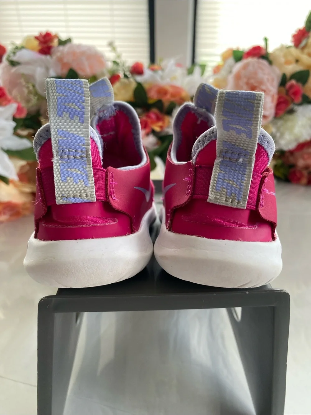 Nike Flex Runner AT4662-609 Pink Foam Metallic Silver Slip-On Toddler 8C